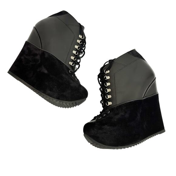 YVES SAINT LAURENT BLACK LACE UP LEATHER SUEDE PLATFORM WOMEN BOOTS SIZE 39 - Picture 1 of 8